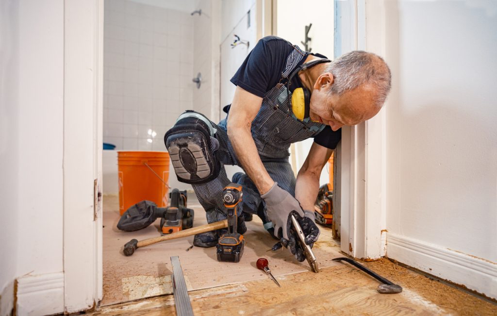 DIY vs. Hiring a Handyman: When to Call a Pro in Buffalo, TX